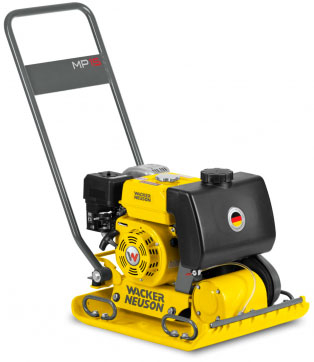 Виброплита Wacker Neuson MP-15 в прокат в Дзержинске. У нас лучшая цена за сутки! Возможность взять в аренду с выгодной скидкой до 40% при экспресс доставке 24/7. И помните, ночью стоимость еще дешевле на 30%! #арендапрокат #виброплита #выгодно