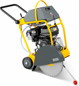 Резчик швов Wacker Neuson MFS-1350CE в прокат в Дзержинске. У нас лучшая цена за сутки! Возможность взять в аренду с выгодной скидкой до 40% при экспресс доставке 24/7. И помните, ночью стоимость еще дешевле на 30%! #арендапрокат #виброплита #выгодно